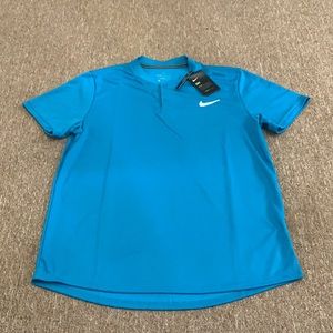 Nike Court Slim fit shirt